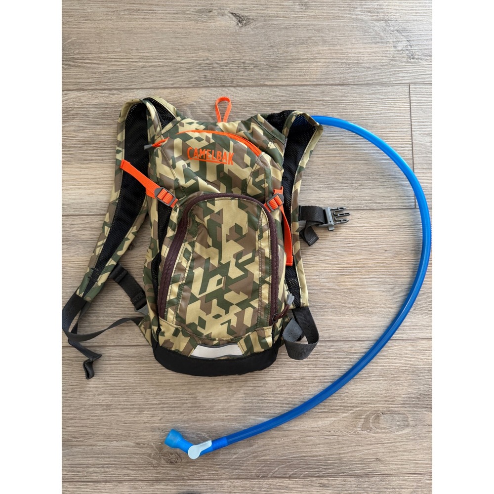 CamelBak Mini MULE Kids Hydration Pack Backpack Camo Orange Geometric Hiking